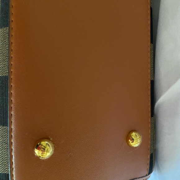 FENDI Peekaboo ISeeU - Picture 7 of 16